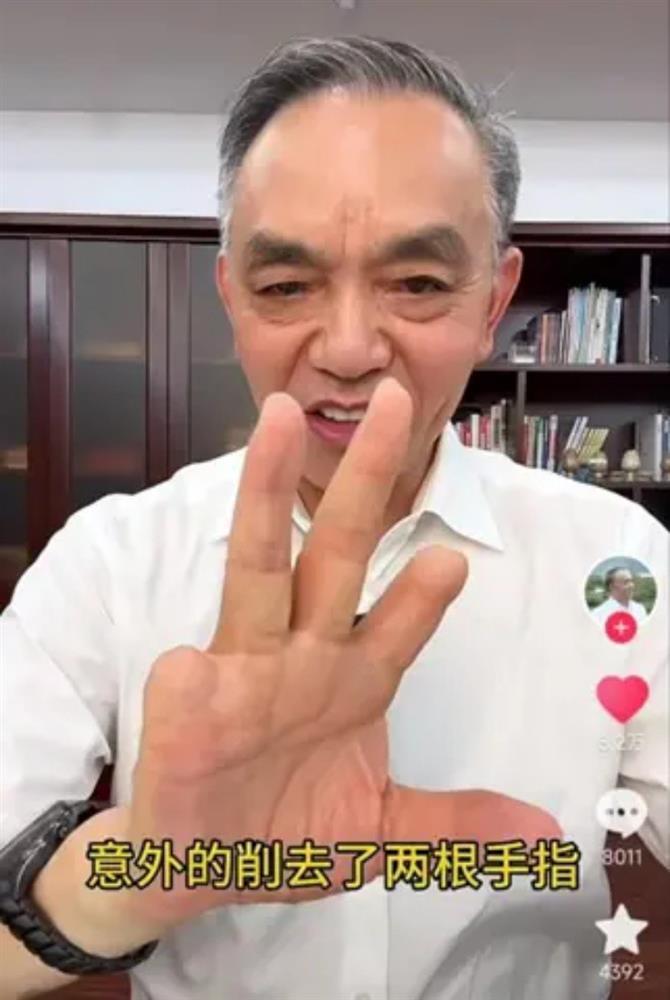 Ngược đời: Chủ tịch 72 tuổi bỏ công việc nghìn tỉ đi làm thần tượng TikTok-1