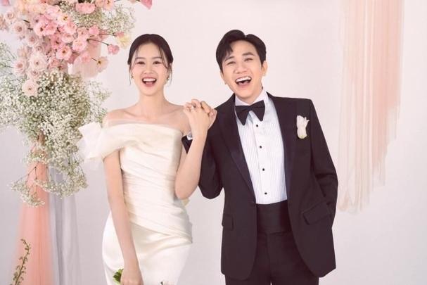 Diễn viên Anh Đức hoãn đám cưới-3