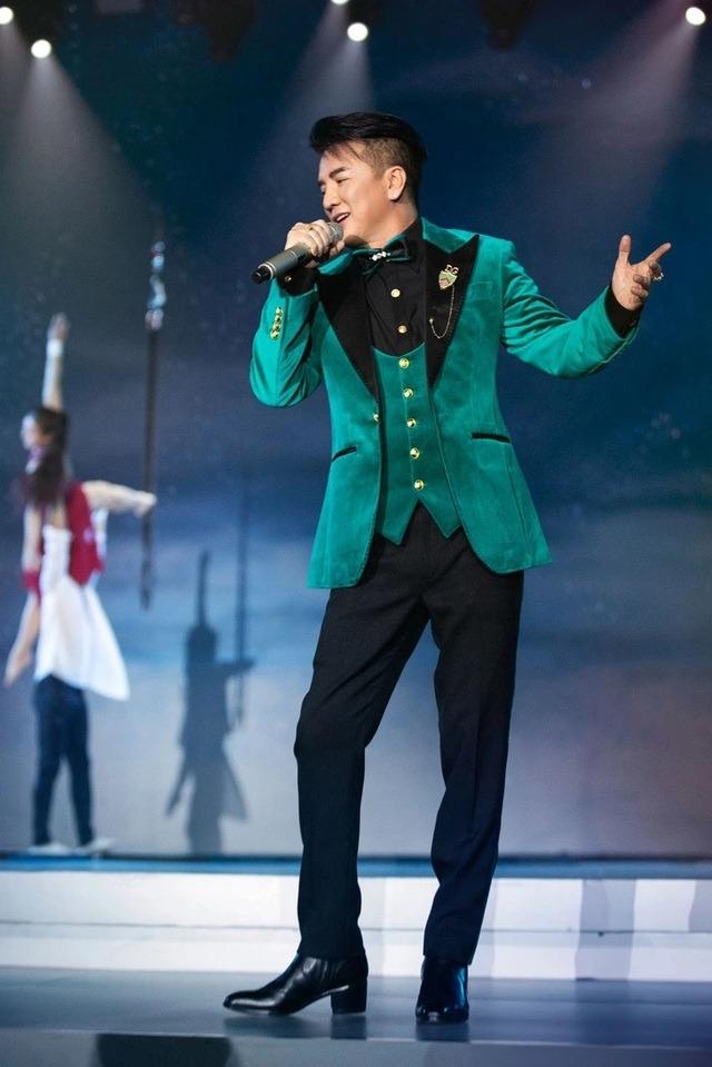 Ca sĩ Đàm Vĩnh Hưng vẫn đi hát quốc tế dù quyết định đình chỉ diễn 9 tháng?-2