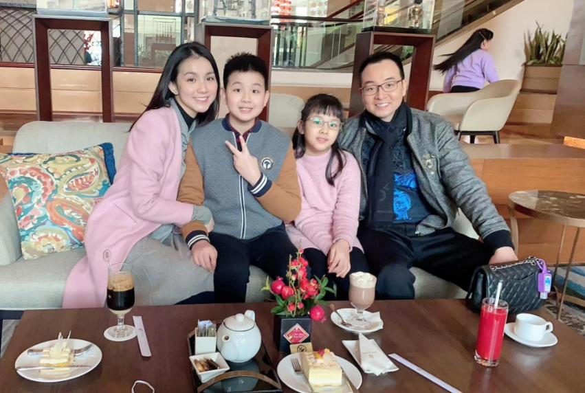 Hoa hậu Thùy Lâm được mệnh danh là mỹ nhân có gương mặt mộc hoàn mỹ, hé lộ cuộc hôn nhân viên mãn-3