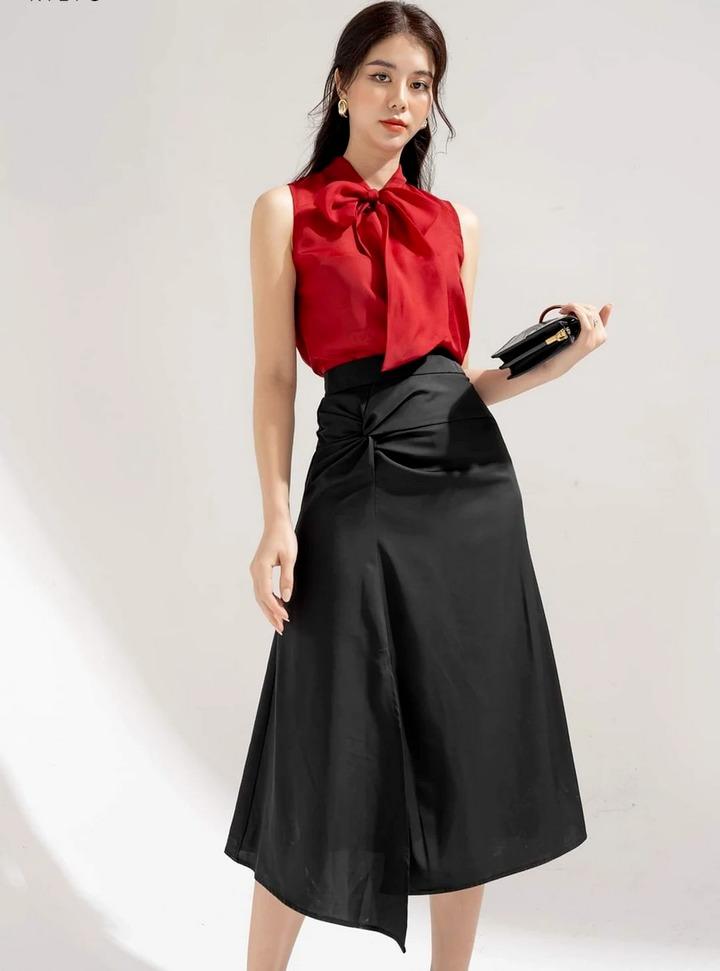 Cách mặc áo sát nách cho các cô nàng công sở ngày hè-1