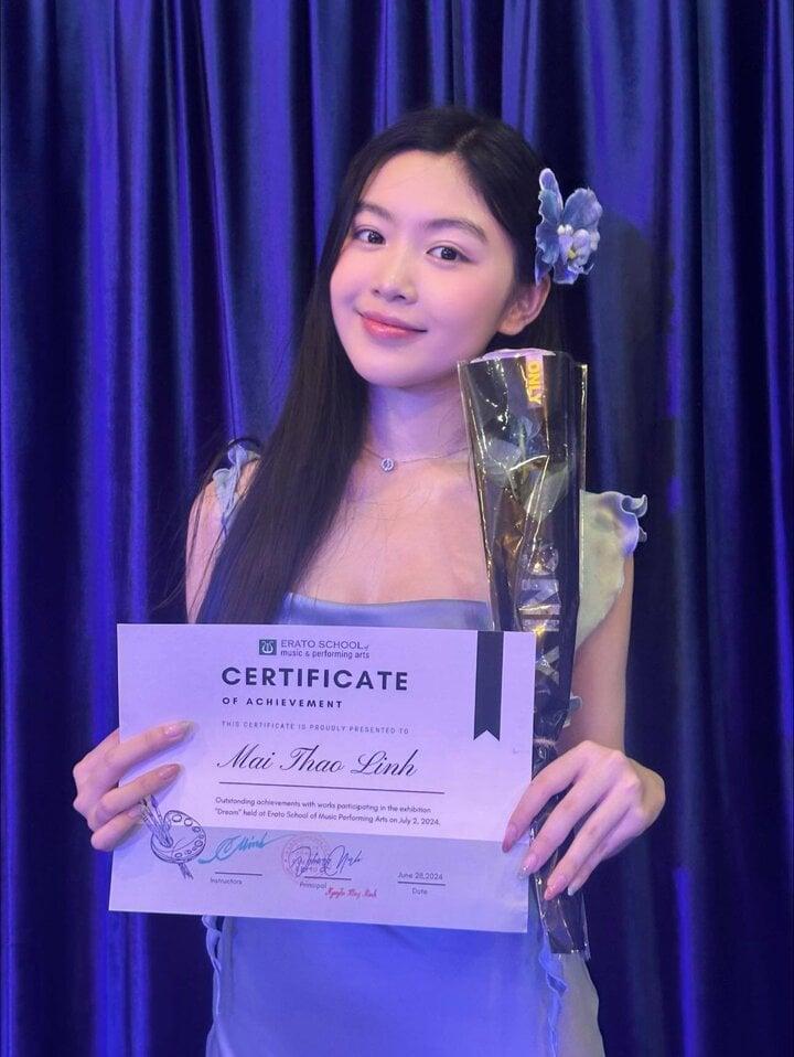 Con gái MC Quyền Linh khoe nhan sắc ngọt ngào ở Australia-9