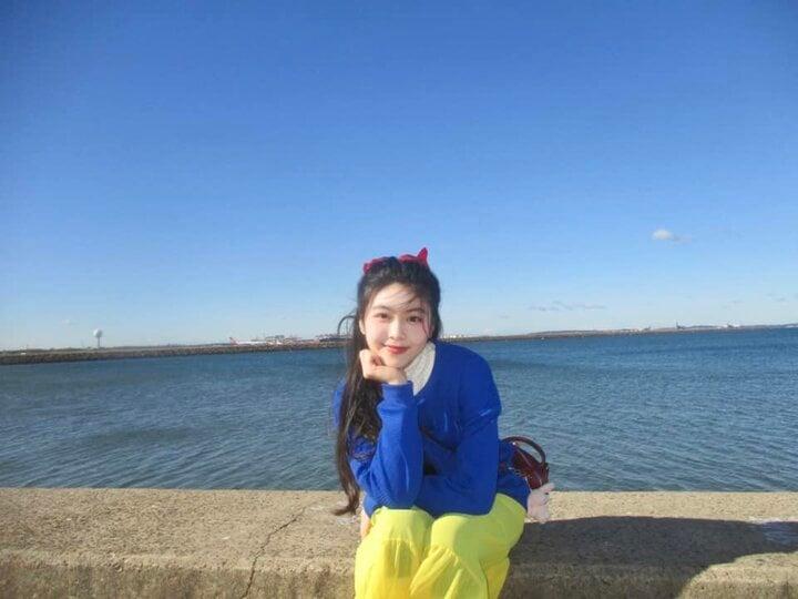 Con gái MC Quyền Linh khoe nhan sắc ngọt ngào ở Australia-5