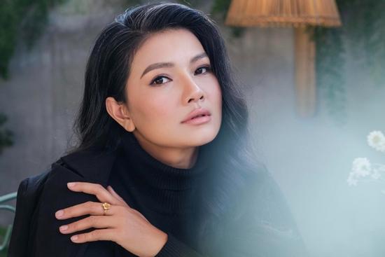 Kiều Trinh: Từ 'nữ hoàng cảnh nóng', bị lừa trắng tay đến mẹ đơn thân hạnh phúc