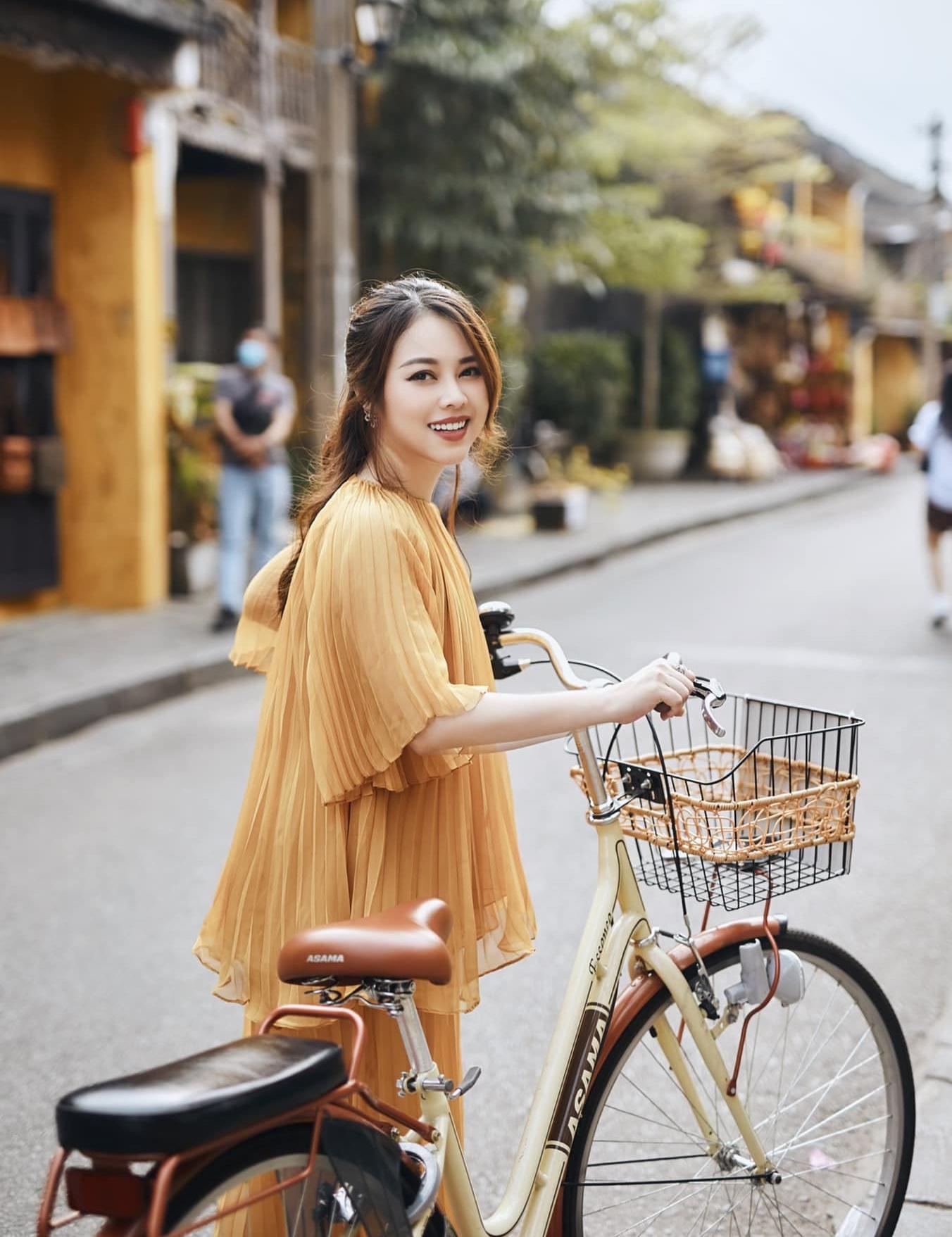 Cuộc sống viên mãn của Hằng Túi bên người chồng thứ 3 trong biệt thự sang trọng-28