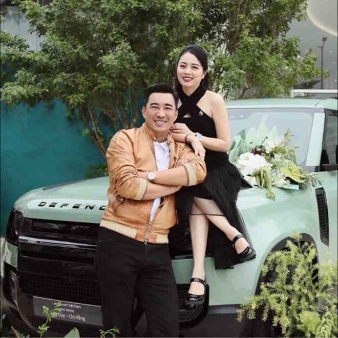 Cuộc sống viên mãn của Hằng Túi bên người chồng thứ 3 trong biệt thự sang trọng-1