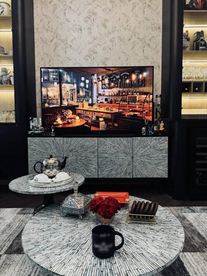 Cuộc sống viên mãn của Hằng Túi bên người chồng thứ 3 trong biệt thự sang trọng-5