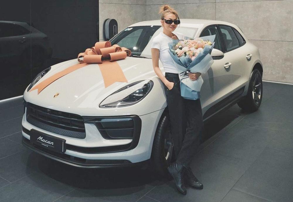 Thanh Hằng sở hữu dàn xế khủng hàng chục tỷ đồng-1