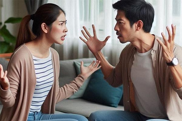 Mẹ chồng vừa qua đời, con dâu bật khóc hối hận trước bản di chúc cất trong két sắt-2