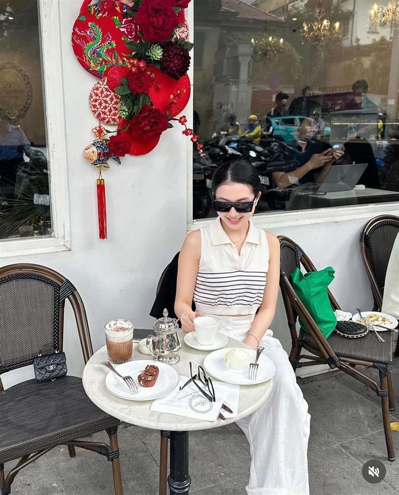 Sắc vóc đời thực của nữ diễn viên mới tái xuất VFC sau thời gian Nam tiến-4