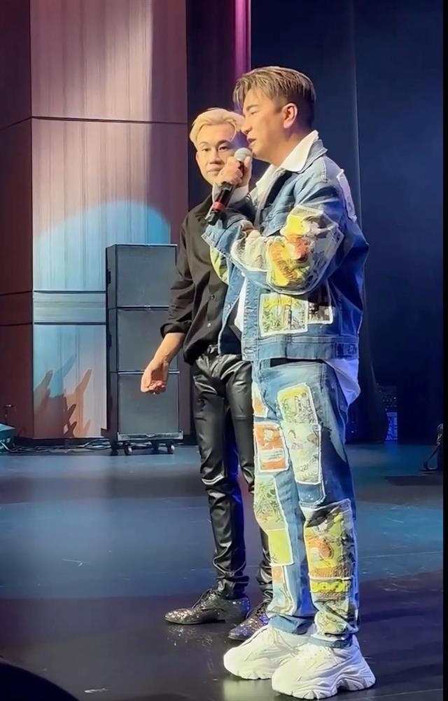 Đàm Vĩnh Hưng khóc, khuỵu gối cáo lỗi-1