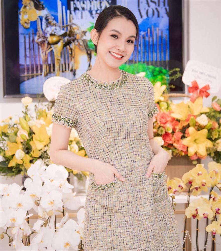 Miss Universe Vietnam đầu tiên: Lộ diện sau thời gian ở ẩn, khoe visual mặt mộc đỉnh cao qua cam thường-7