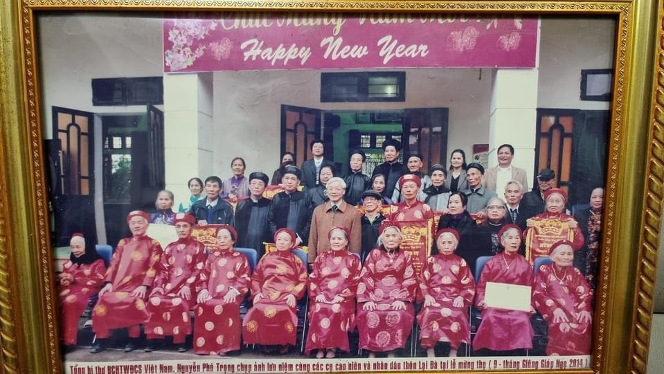 Cận cảnh nếp đơn sơ nhà thờ dòng họ Nguyễn Phú