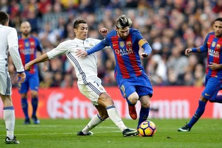 Vì sao nói Messi ghi bàn xuất sắc hơn Ronaldo?