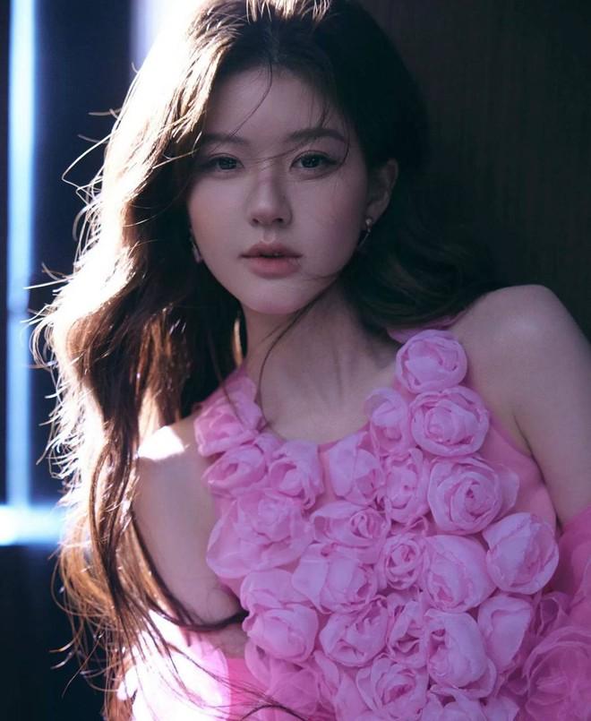 Triệu Lộ Tư lại xinh như mộng dù diện đồ quá sến-1