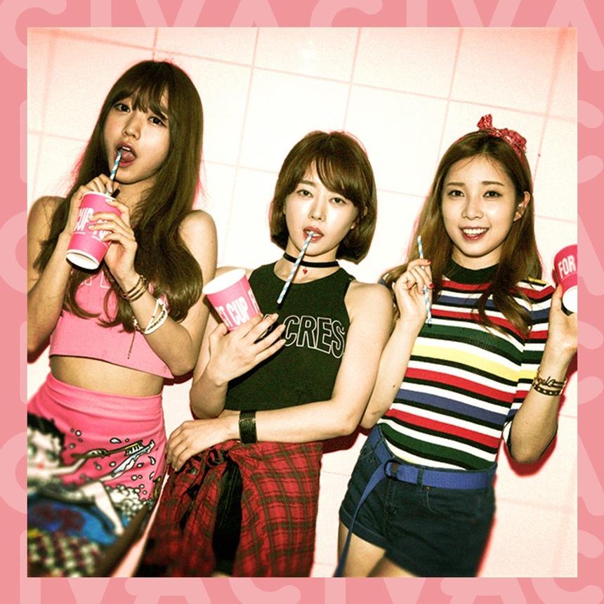 Nữ ca sĩ 29 tuổi quyết trở thành idol khi debut... lần thứ 6-2