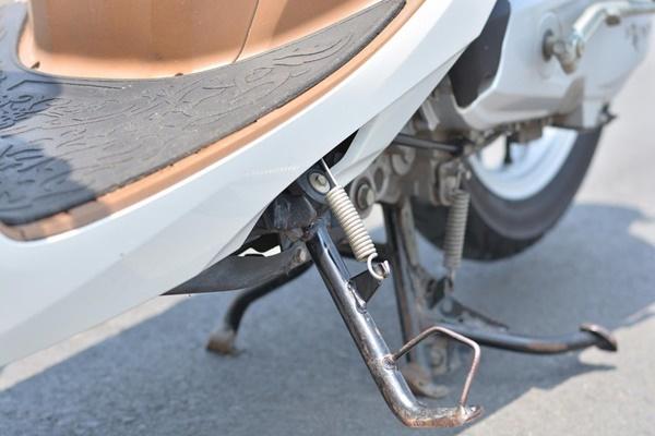 Clip cháu trai đưa bà 99 tuổi đi làm căn cước công dân khiến dân mạng bùi ngùi-1