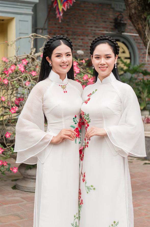 Hoa hậu đầu tiên thi Miss World: Du học ở Anh, kết hôn với mối tình đầu và nhan sắc hiện tại gây bất ngờ-5