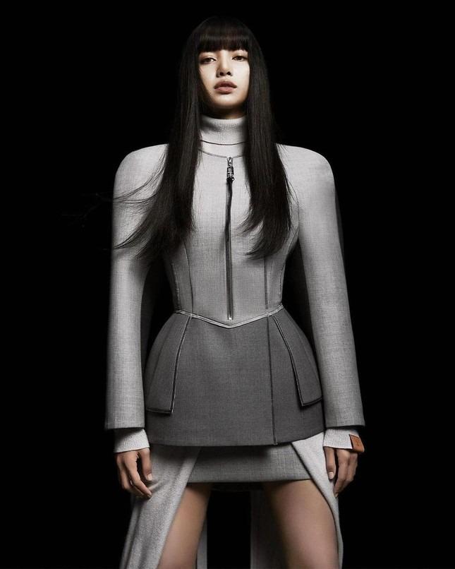 Lisa (BlackPink) bị tố là người thứ ba-2