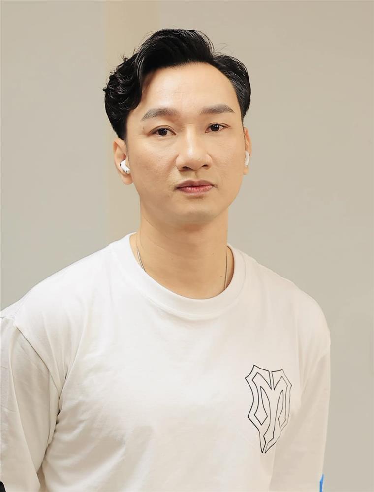 Sao Việt bị tai nạn khi đá bóng: Tuấn Hưng xuất huyết mắt; Bình An đứt dây chằng-4