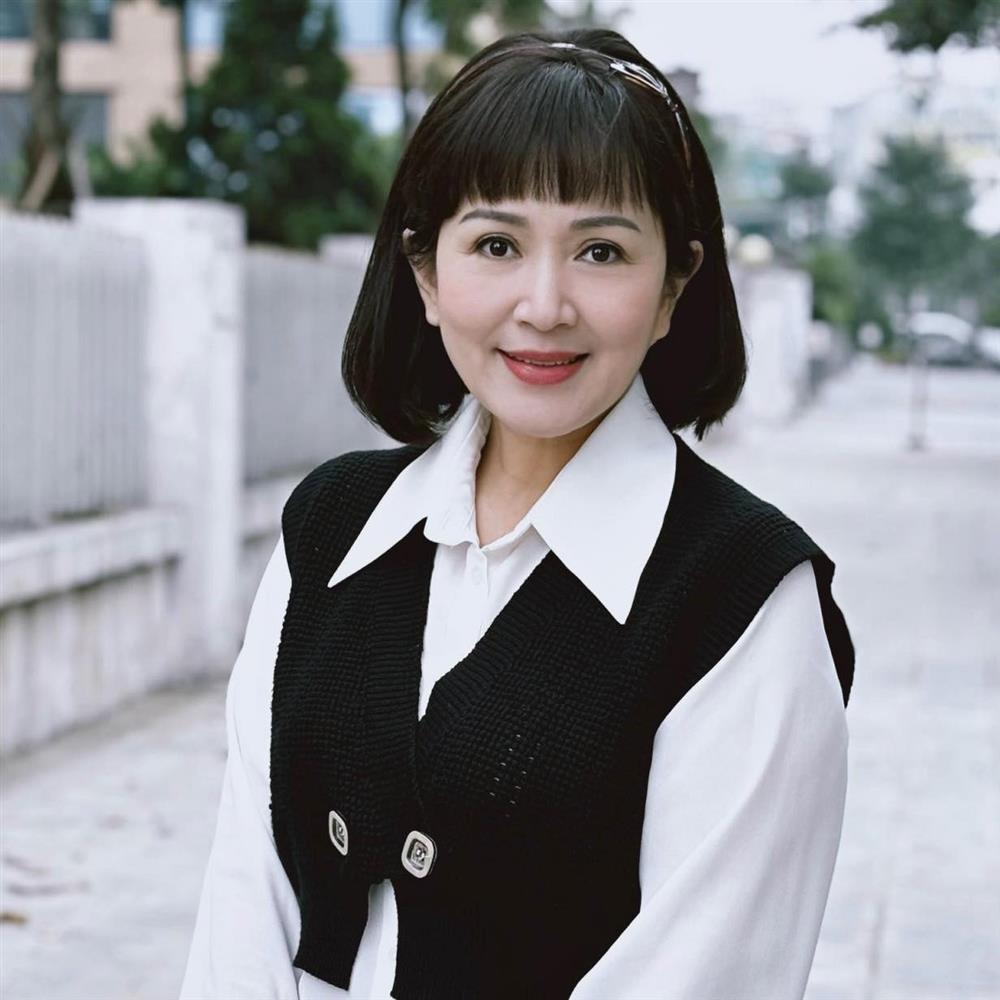 NSND Minh Hòa nghỉ hưu vẫn miệt mài đi dạy, truyền năng lượng tích cực ở tuổi 60-3