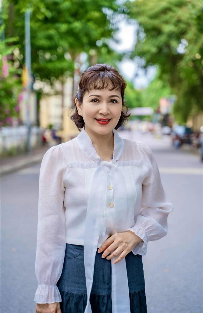 NSND Minh Hòa nghỉ hưu vẫn miệt mài đi dạy, truyền năng lượng tích cực ở tuổi 60-4