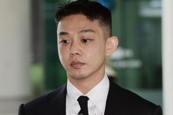 Nam diễn viên bị điều tra khẩn-2