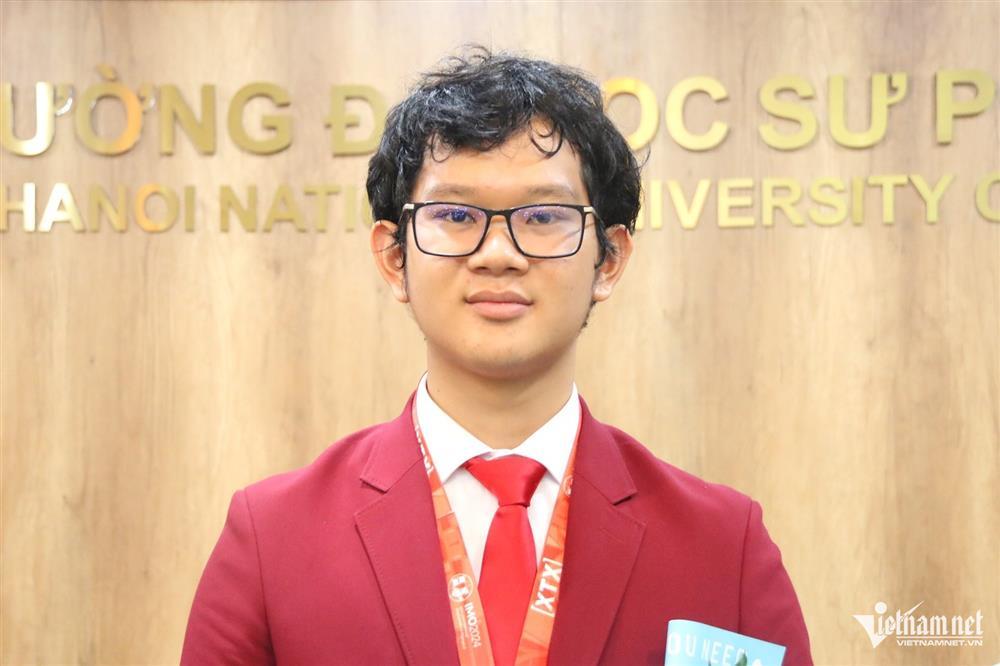 Từ bài thi phải phúc khảo đến Huy chương Bạc Olympic Toán quốc tế 2024-3