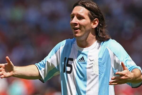 Olympic Paris 2024: VĐV già nhất đã 70 tuổi, trẻ nhất vừa tốt nghiệp... tiểu học-4