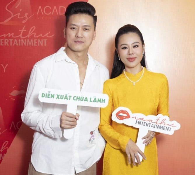 Sự nghiệp đối lập của tình cũ Nam Thư: Người rực rỡ, người rút lui khỏi showbiz-2