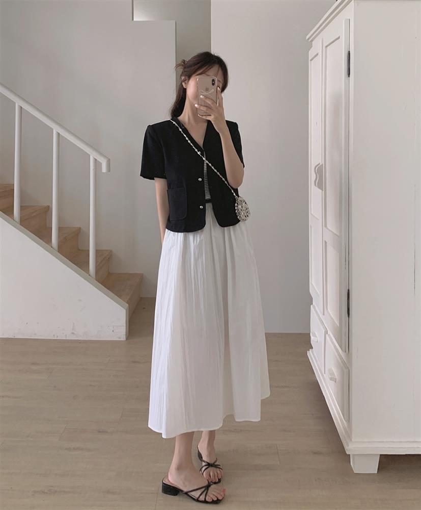 4 kiểu chân váy luôn hợp mốt, phối đồ thế nào cũng đẹp-2