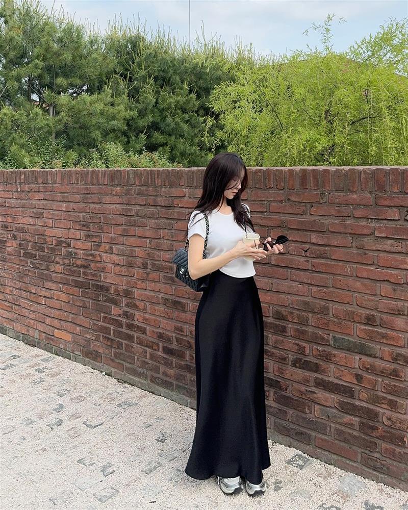 4 kiểu chân váy luôn hợp mốt, phối đồ thế nào cũng đẹp-3