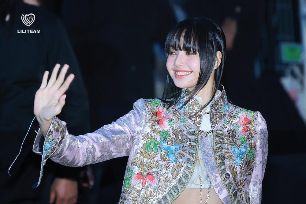 Vết nhơ khó xóa của Lisa (BlackPink)-1