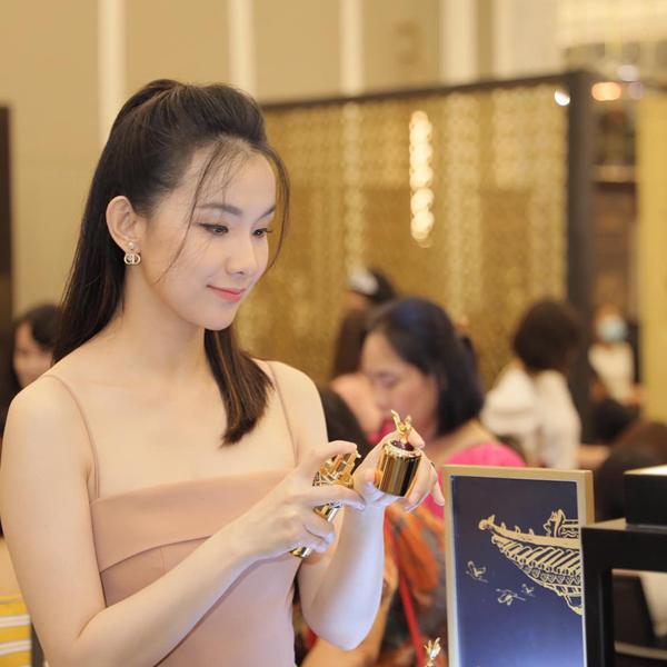 Một loại dưỡng chất giúp làn da của Hoa hậu Thùy Lâm không bị nám, xỉn màu-3