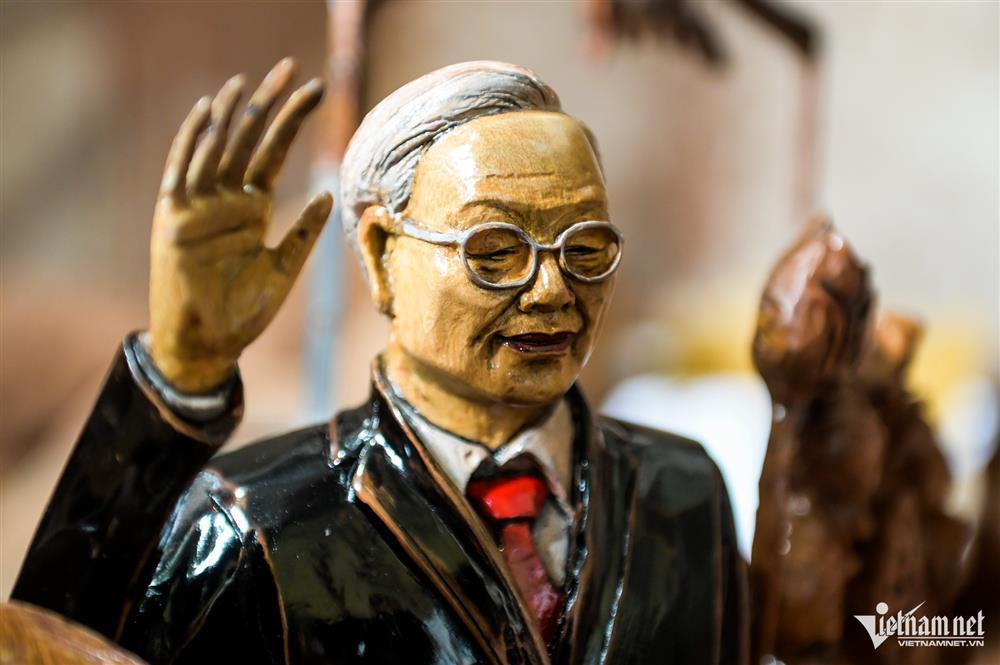 Người đàn ông ở Nam Định thức 4 ngày đêm tạc tượng tưởng nhớ Tổng Bí thư-2