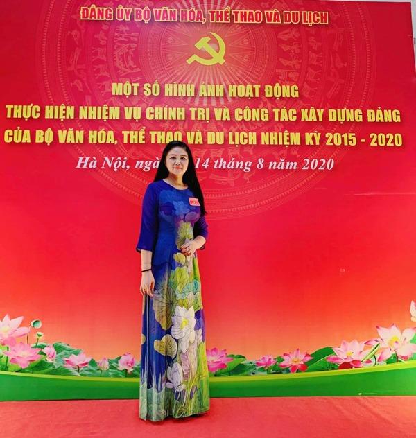 Hôn nhân đời thực bên chồng kém 7 tuổi của nữ NSND chèo nổi tiếng miền Bắc-4