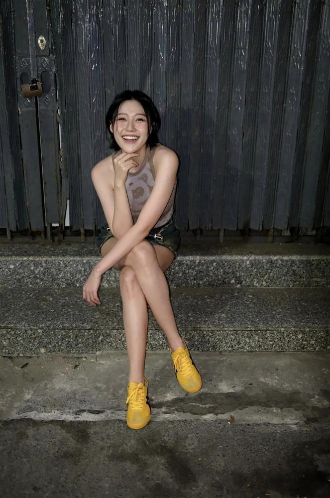 Nhan sắc khác lạ của em gái Trấn Thành-6