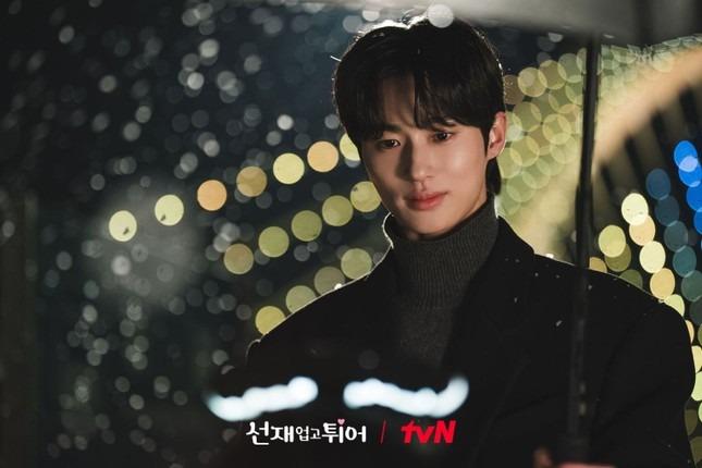 Diễn viên Cõng anh mà chạy bị tố lên sở cảnh sát-2