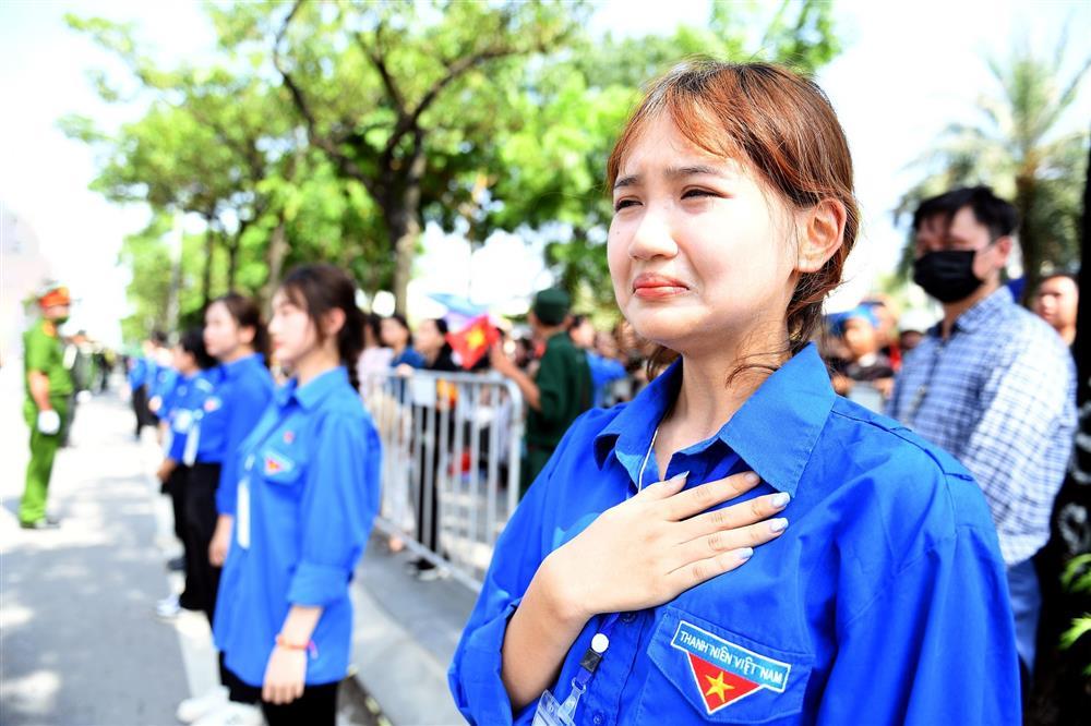 Người dân khóc nghẹn chào Tổng Bí thư Nguyễn Phú Trọng lần cuối-3