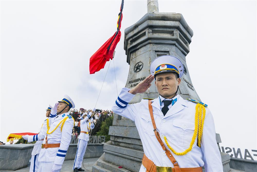 Theo dõi Lễ Quốc tang qua truyền hình, nhân dân mọi miền thương tiếc khôn nguôi Tổng Bí thư-9