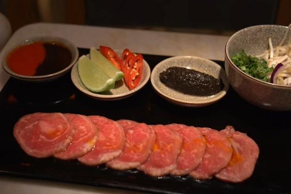 Ba không khi ăn nước mắm-2