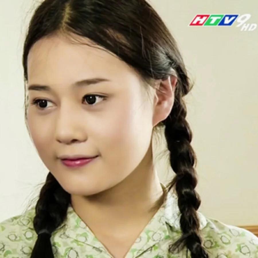 Nhan sắc Phương Oanh thuở mới vào nghề gây sốt: Không cần dao kéo vẫn đẹp chuẩn tình đầu quốc dân-3