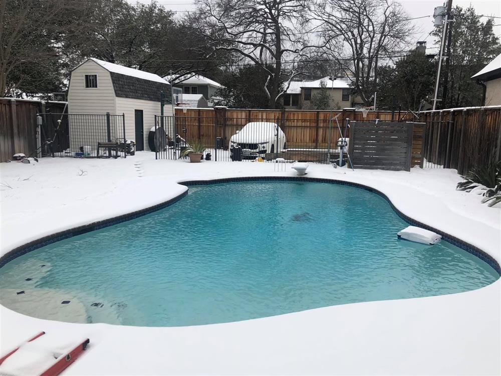 Nữ ca sĩ nổi tiếng với bản hit Dấu yêu ơi: Tuổi 43 gợi cảm, mua nhà ở đảo sống viên mãn-6