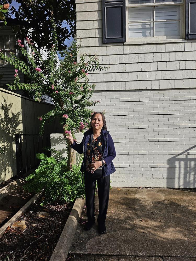 Nữ ca sĩ nổi tiếng với bản hit Dấu yêu ơi: Tuổi 43 gợi cảm, mua nhà ở đảo sống viên mãn-7