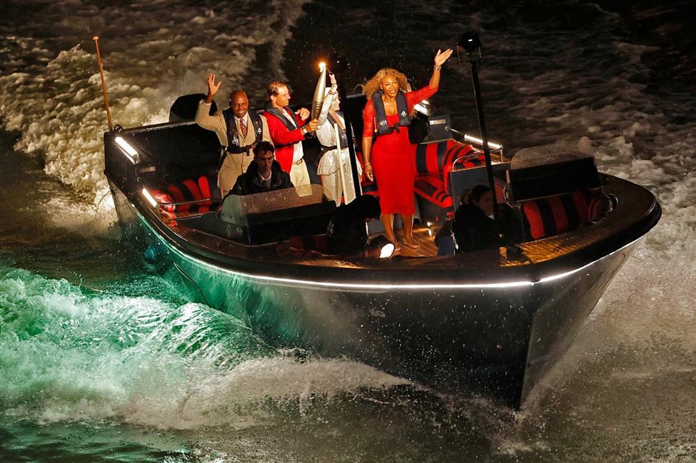 Olympic 2024 khai mạc: Thế giới choáng ngợp trước Paris-4