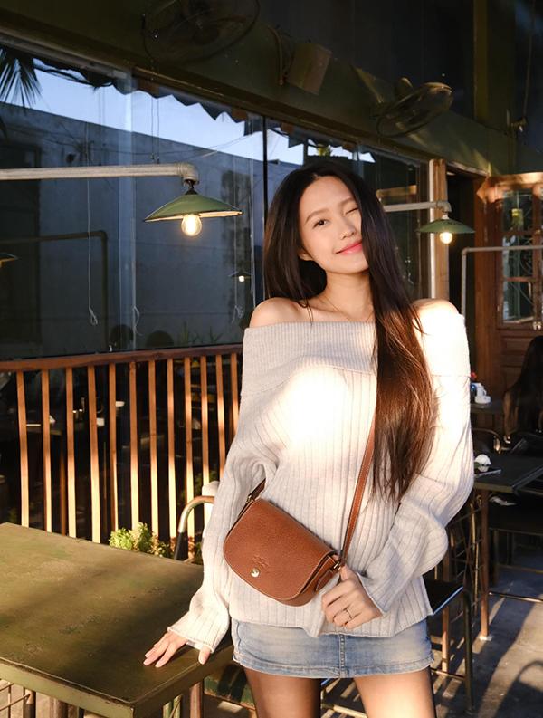 Vợ cầu thủ Đoàn Văn Hậu có làn da căng mướt, không tì vết nhờ học mẹo của Phạm Băng Băng-6