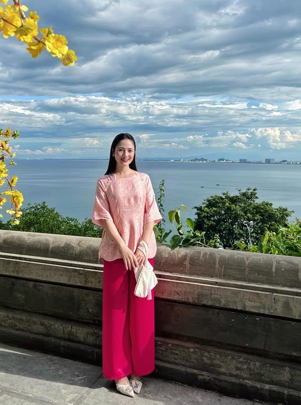 Diễn viên đã kết hôn có cảnh nóng táo bạo với Thanh Sơn là ai?-2