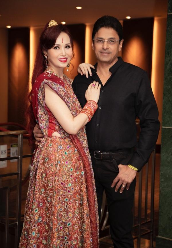 Hoa hậu Việt Nam thuộc dòng dõi trâm anh thế phiệt, hạnh phúc bên chồng Ấn Độ-7