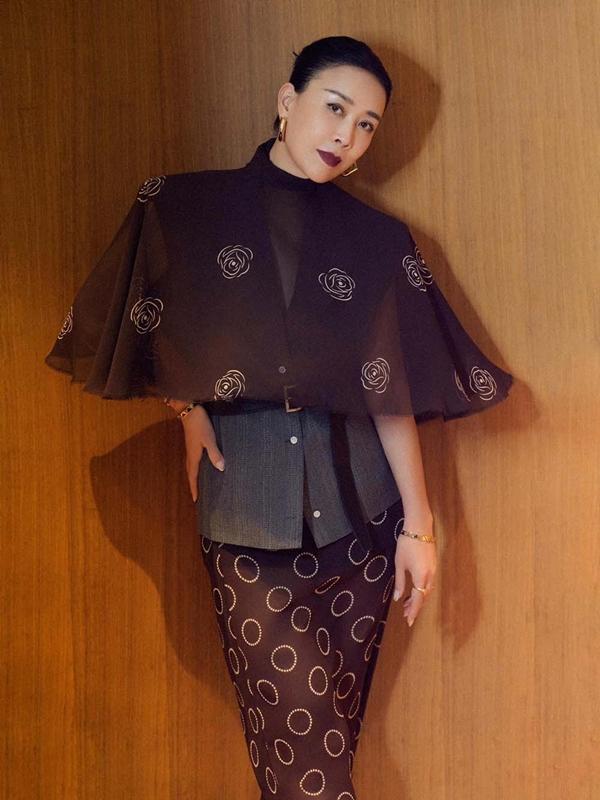 Vết nhơ lớn trong sự nghiệp của chị đại làng nhạc Trung Quốc-1