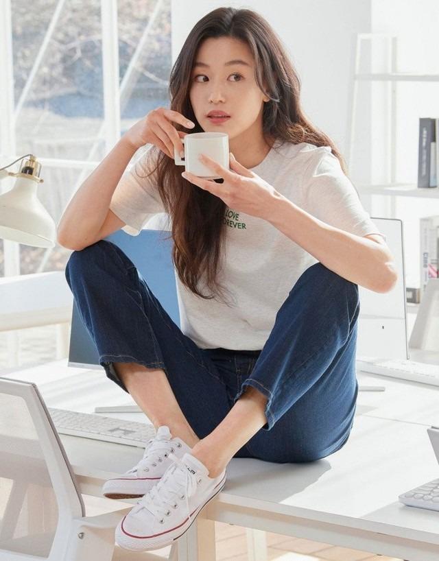 Jeon Ji Hyun: Mợ chảnh kiếm tiền giỏi nhất showbiz, không quay phim vẫn có tiền tỷ mỗi tháng nhờ đâu?-9